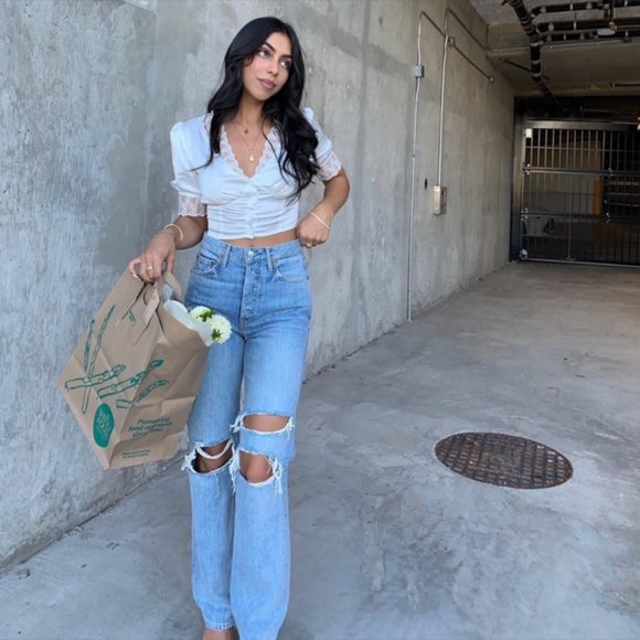 Silky lace blouse - Picture 2 of 3